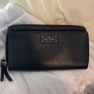 Kate Spade 2 zipper wallet